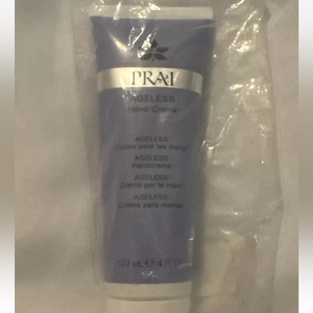 PRAI Beauty Ageless‎ Hand Creme 4oz New Sealed NOS Lotion Anti-aging Cream